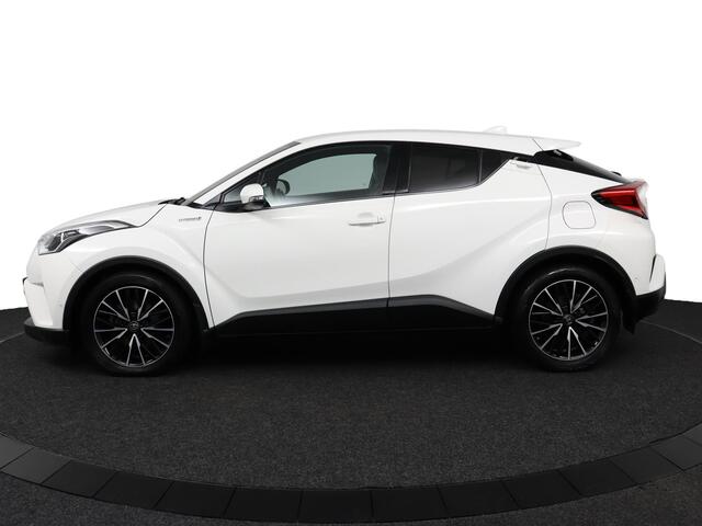 Toyota C-HR 1.8 Hybrid Executive | Half leder | stoel verwarming | Navi | Trekhaak |