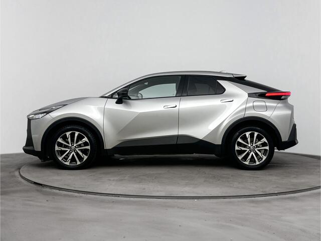 Toyota C-HR 1.8 Hybrid 140 Dynamic Navigatie | Stoel/Stuurverwarming | Parkeersensoren voor en achter