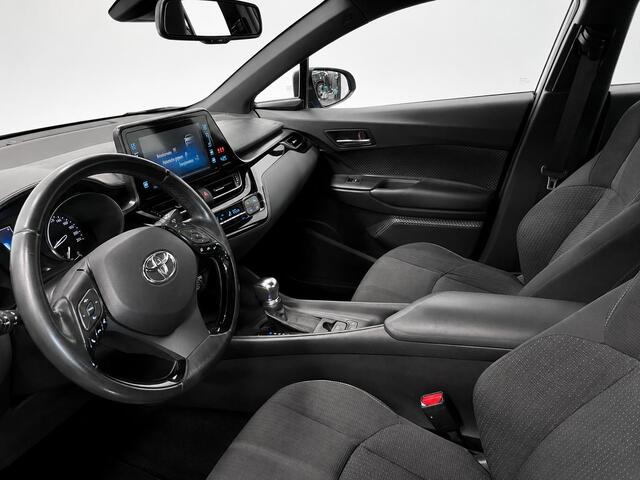 Toyota C-HR 1.8 Hybrid Active Trekhaak Camera Lane Assist Navigatie Cruise Control Parkeersensoren Climate Control Bluetooth