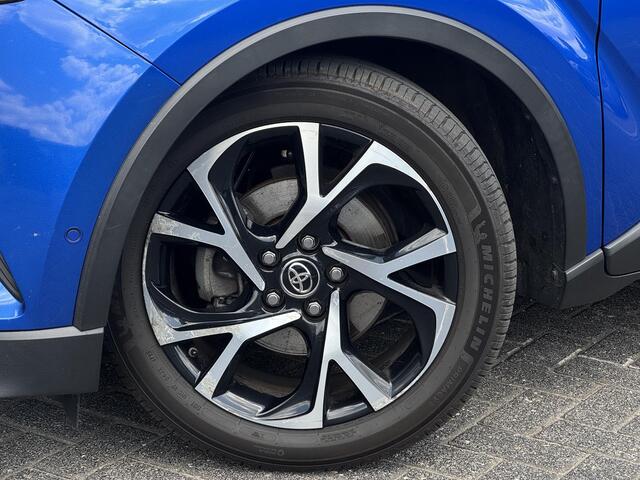 Toyota C-HR 1.8 Hybrid Bi-Tone Plus | Rijklaarprijs | Volledige dealerhistorie | JBL-Audio | Trekhaak |