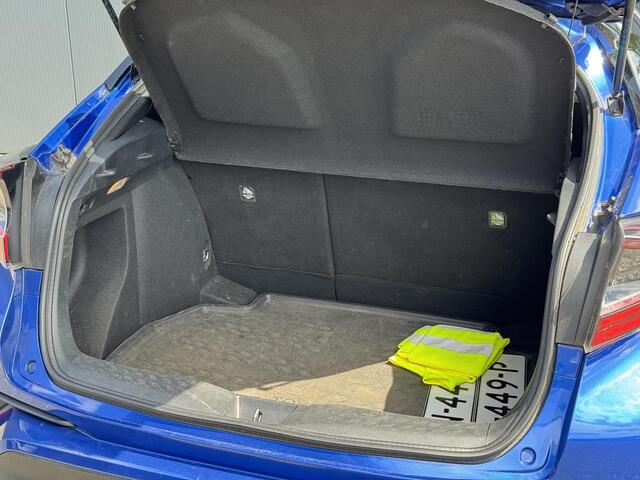 Toyota C-HR 1.8 Hybrid Bi-Tone Plus | Rijklaarprijs | Volledige dealerhistorie | JBL-Audio | Trekhaak |