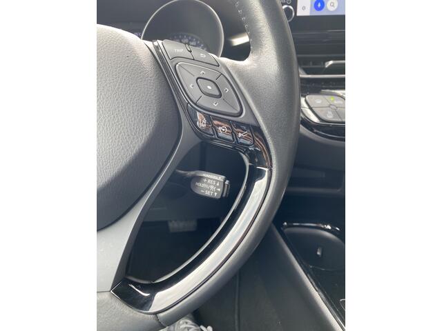 Toyota C-HR 1.8 Hybrid Executive Leder / Stuurverwarming / Stoelverwarming