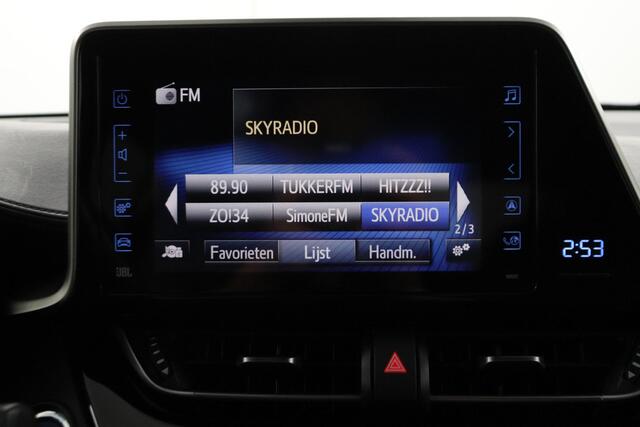 Toyota C-HR 1.8 Hybrid Style Ultimate | dodehoek detectie | Stuur en stoel verwarming | Navigatie | JBL | Trekhaak |