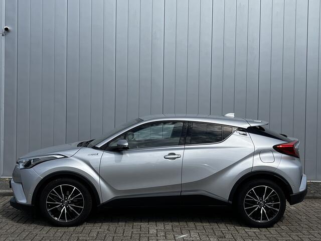 Toyota C-HR 1.8 Hybrid Style Ultimate Stoelverwarming Stuurverwarming Dealer onderhouden
