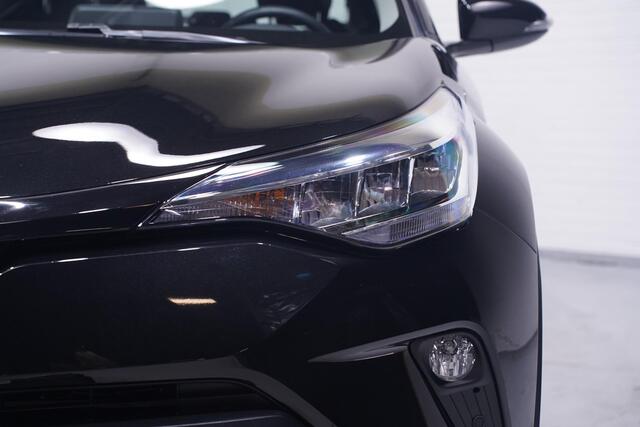 Toyota C-HR 1.8 Hybrid Dynamic NAP 2e eigen. APPLE-Carplay camera mistlmpen voor half/lederen bekleding cruise-controle PDC v+a Climate controle DAB-ontvangst