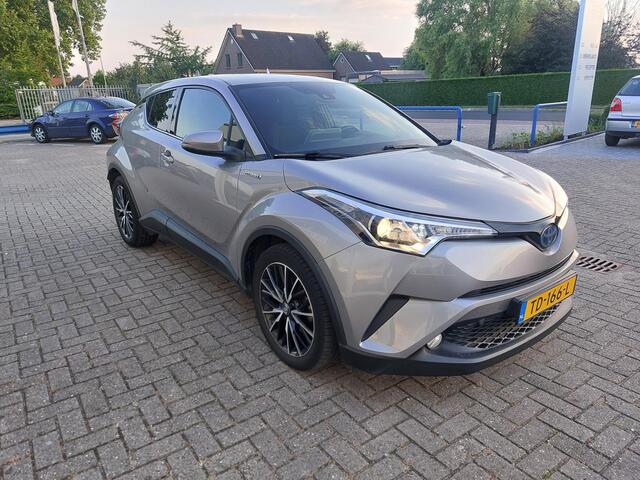 Toyota C-HR 1.8 Hybrid Dynamic Hoge instap, Hybride, camera, trekhaak