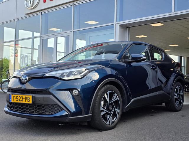 Toyota C-HR 1.8 Hybrid Dynamic Trekhaak | Blind spot | Parkeersensoren | 18 inch lichtmetalen velgen