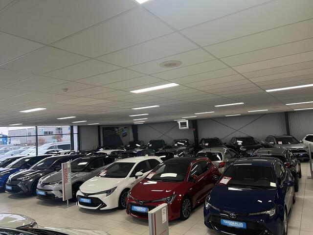 Toyota C-HR 2.0 Plug-in Hybrid 220 Dynamic