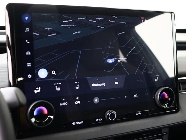 Toyota C-HR First Edition 77 kWh | BTW voertuig | 18" | dodehoek detectie | Stoel+stuurverwarming | Parkeersensoren voor+achter | Elektrische achterklep |