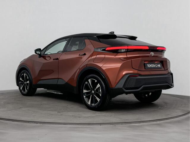 Toyota C-HR 1.8 Hybrid 140 Dynamic | Apple Carplay & Android Auto | Parkeercamera | * Korting via deal Tim