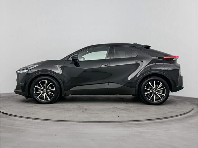 Toyota C-HR 1.8 Hybrid 140 Dynamic | Dealer Onderhouden | Dodehoek detectie | Parkeersensoren voor+achter | Navigatie | Apple CarPlay/Android Auto | Cruise Control Adaptive | Achteruitrijcamera | Bluetooth