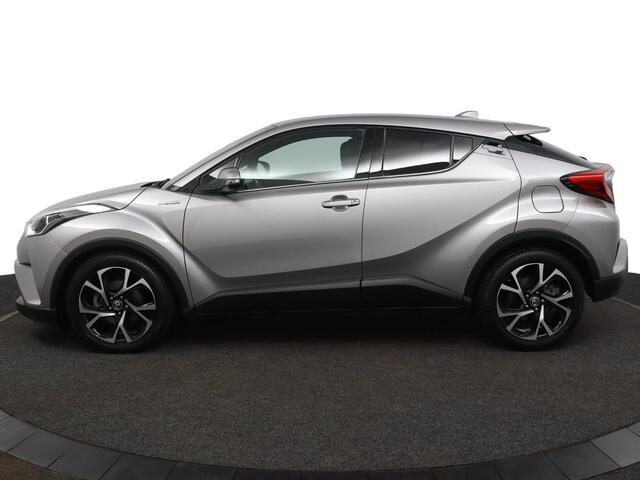 Toyota C-HR 1.8 Hybrid Dynamic | Keyless Entry | Navigatie | Stoelverwarming | Achteruitrijcamera |