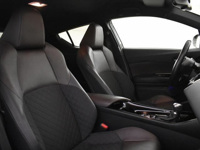 Toyota C-HR 1.8 Hybrid Executive | Halfleer | PDC | Blindspot | Navigatie