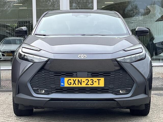 Toyota C-HR 2.0 Plug-in Hybrid 220 First Edition l 360 camera l elektrische achterklep l stoel / stuur-verwarming l nette en complete auto!