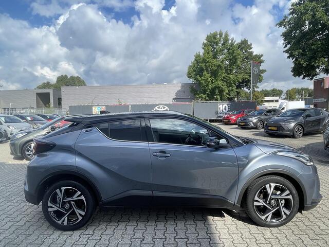 Toyota C-HR 1.8 Hybrid Style Bi-Tone