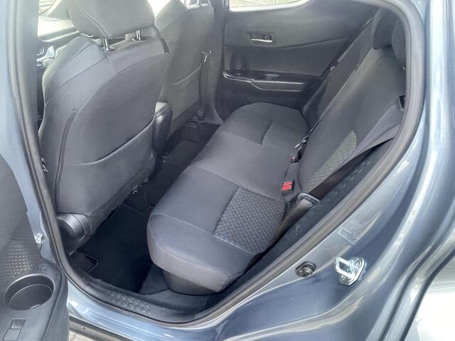 Toyota C-HR 1.8 Hybrid Style Bi-Tone