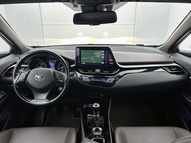 Toyota C-HR 1.2 Executive | Trekhaak | Parkeersensoren |