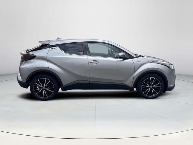 Toyota C-HR 1.8 Hybrid Executive **DODEHOEK DETECTIE/ JBL AUDIO/ PARKEERSENSOREN**
