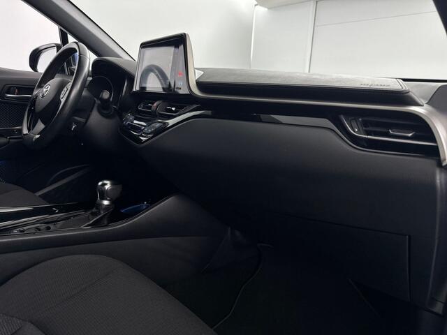 Toyota C-HR 1.8 Hybrid Dynamic Automaat | Navigatie | 18'' L.M. Velgen | Parkeercamera