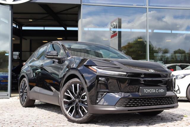 Toyota C-HR First Edition 77 kWh,€3.000,- Voordeel snel rijden , Apple Carplay, Android auto.