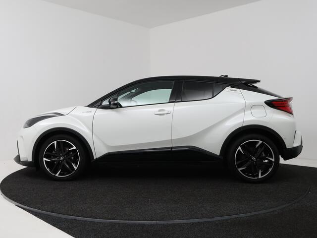 Toyota C-HR 1.8 Hybrid GR-Sport | Navigatie | PDC | Stuur-Stoelverwarming |