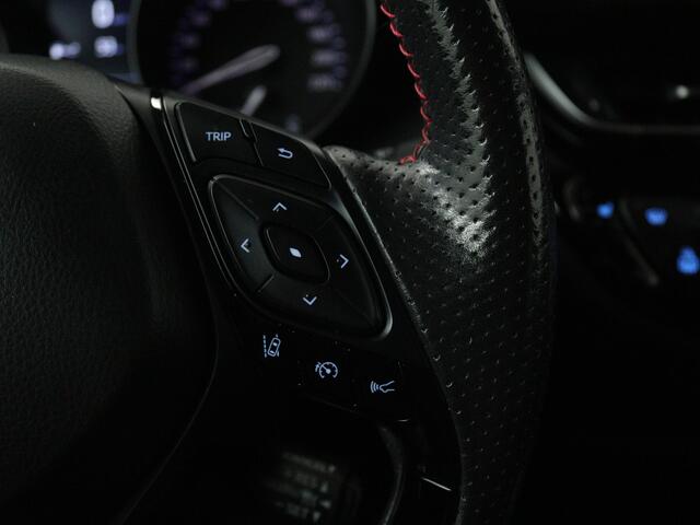 Toyota C-HR 1.8 Hybrid GR-Sport | Navigatie | PDC | Stuur-Stoelverwarming |