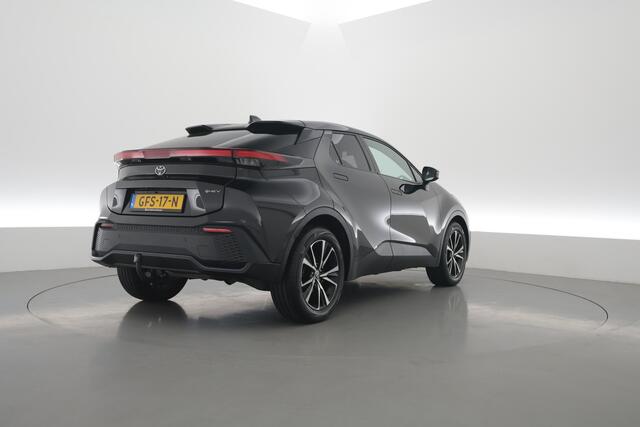 Toyota C-HR 1.8 Hybrid 140 Dynamic | Rijklaar! | Afn. Trekhaak | Stoel-Stuurverw. | Dig. Cockpit | Camera+PDC | Dodehoek | E-Spiegels | Adapt. Cruise | NAV+App.Connect | Keyless | Climate | Rijmodi | 18'' V