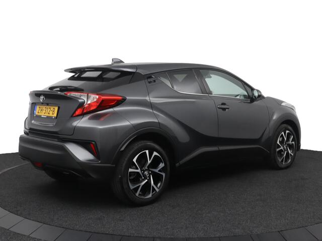 Toyota C-HR 1.2 Dynamic | Stoelverwarming | Keyless | Parkeercamera | Navigatie |