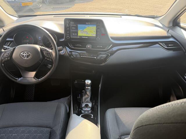 Toyota C-HR 2.0 Hybrid Dynamic AUTOMAAT| NAVIGATIE| CAMERA| AIRCO/ECC| CRUISECONTROL| PARKEERSENSOREN| LM-VELGEN
