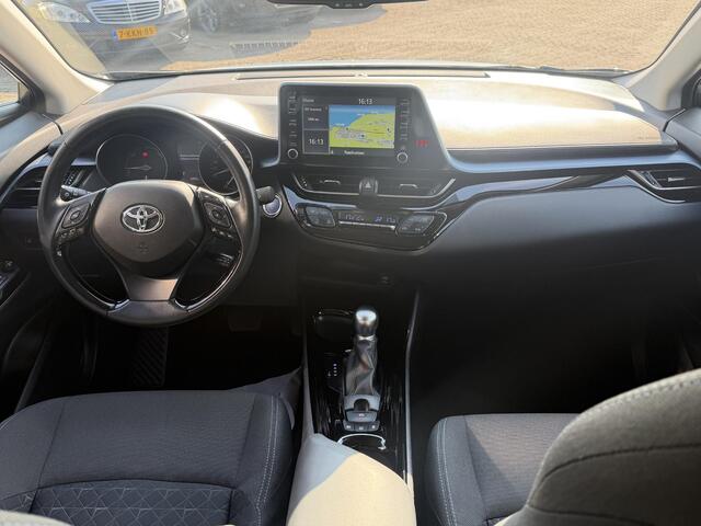 Toyota C-HR 2.0 Hybrid Dynamic AUTOMAAT| NAVIGATIE| CAMERA| AIRCO/ECC| CRUISECONTROL| PARKEERSENSOREN| LM-VELGEN