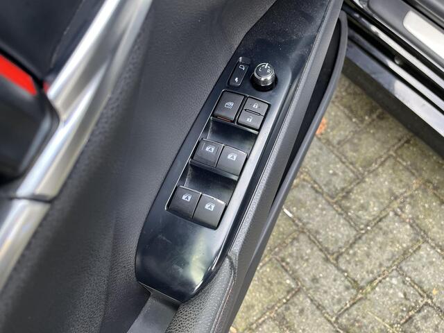 Toyota CAMRY 2.5 Hybrid Executive , org NL en 1e eigenaar