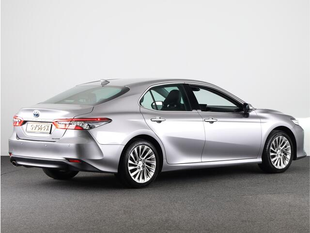 Toyota CAMRY 2.5 Hybrid Executive | Luxe lederen bekleding | Stoel /- en Stuurverwarming | Navigatie |
