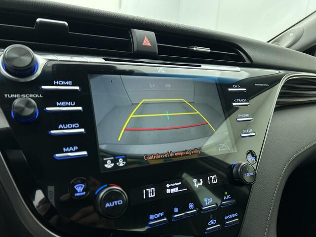 Toyota CAMRY 2.5 Hybrid Premium leseman