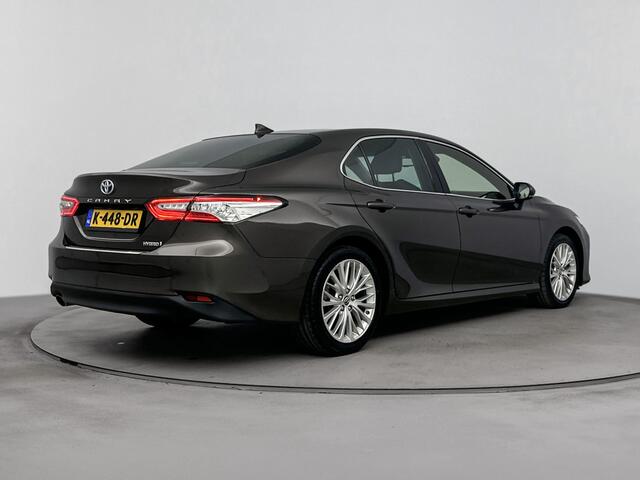 Toyota CAMRY 2.5 Hybrid Premium | Navigatie | Stoelverwarming | Parkeersensoren | Parkeercamera | Cruise Control Adaptief |