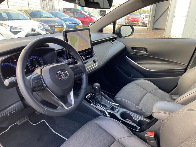 Toyota COROLLA Touring Sports 1.8 Hybrid First Edition | 1e Eigenaar | BTW | PDC | Navi | Radar Cruise | Nederlandse Auto |