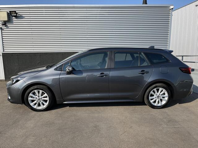 Toyota COROLLA Touring Sports Hybrid 140 Active Nieuwe type, Navigatie, Climate control, Adaptieve cruise control, 4-Season banden