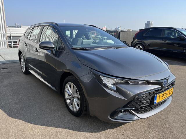 Toyota COROLLA Touring Sports Hybrid 140 Active Nieuwe type, Navigatie, Climate control, Adaptieve cruise control, 4-Season banden
