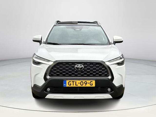 Toyota COROLLA Cross Hybrid 140 Style **NAVIGATIE/ STUUR- EN STOELVERWARMING/ DODEHOEKDETECTIE/ PANORAMADAK**
