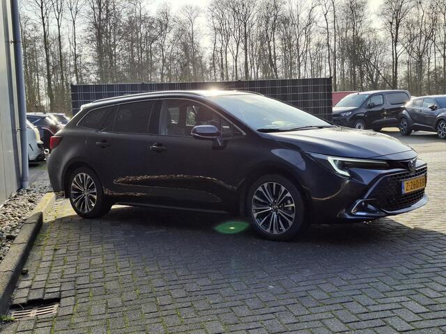 Toyota COROLLA Touring Sports Hybrid 140 Dynamic | NL-auto | Full-LED | Elektr. achterklep | Half-leder | Stoelverwarming |