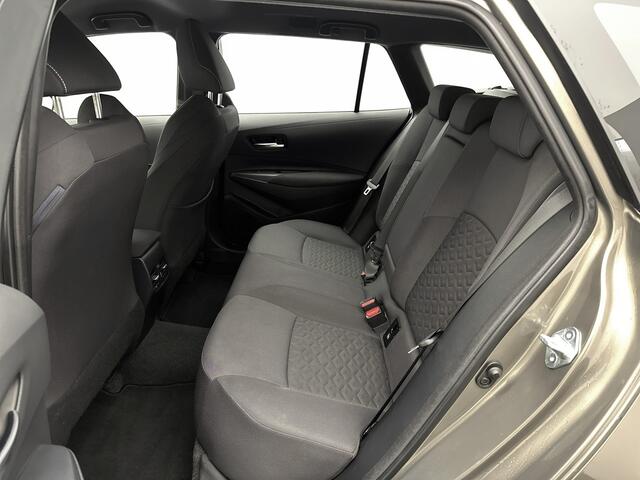 Toyota COROLLA Touring Sports 1.2 Turbo Active | Trekhaak | Camera | LM velgen | Cruise Control Adaptief |