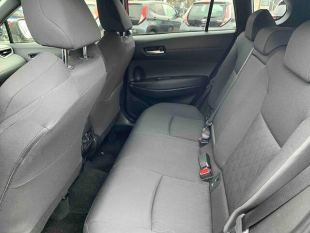 Toyota COROLLA Cross Hybrid 200 Style |Navi|Carplay|PDC V+A|Stoel en stuurverwarming|Camera|Elektrische a.klep|