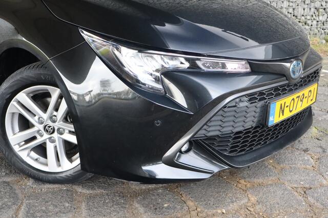 Toyota COROLLA 1.8 Hybrid | Geen import | Camera | Navi