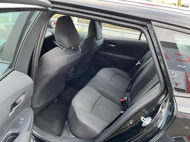 Toyota COROLLA Touring Sports 1.2 Turbo Active , Navigatie full map, trekhaak, org NL en 1e eigenaar