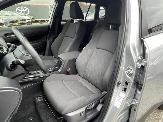 Toyota COROLLA Cross Hybrid 200 Style