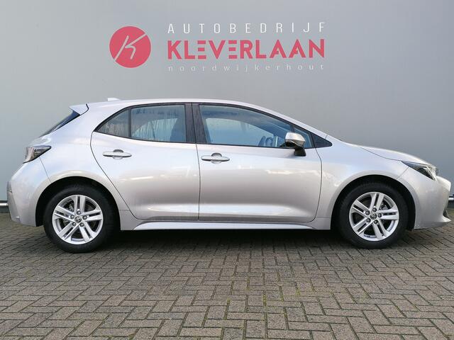 Toyota COROLLA 1.2 Turbo Active | CAMERA | AIRCO | BLUETOOTH | FABRIEKSGARANTIE | Wij bieden ook financiering mogelijkheden aan.
