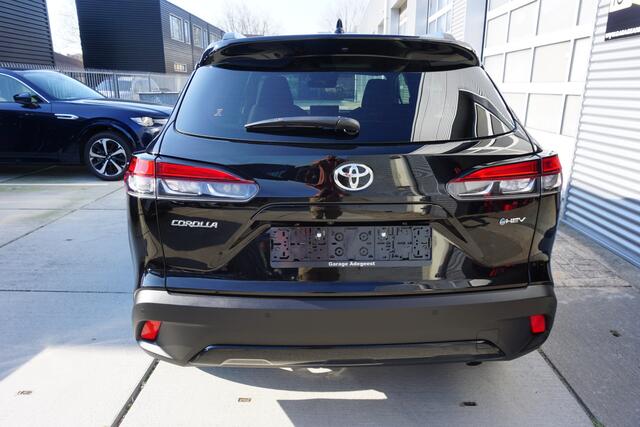 Toyota COROLLA Cross Hybrid 140 Style |Navi|Carplay|PDC V+A|Camera|Dodehoek|Stoel en stuurverwarming|