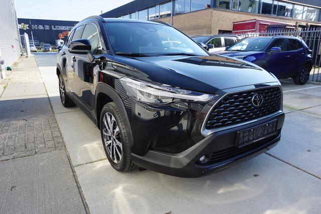 Toyota COROLLA Cross Hybrid 140 Style |Navi|Carplay|PDC V+A|Camera|Dodehoek|Stoel en stuurverwarming|