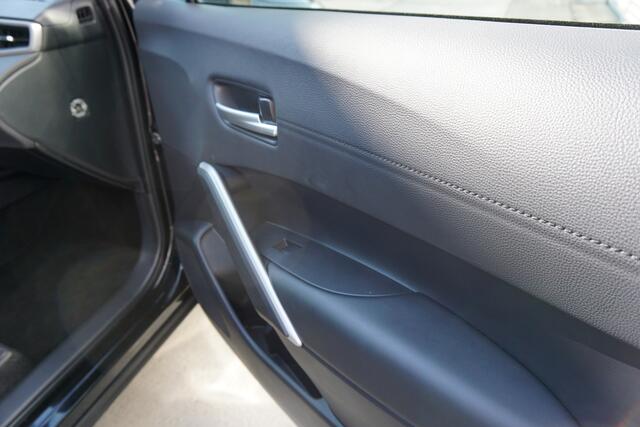 Toyota COROLLA Cross Hybrid 140 Style |Navi|Carplay|PDC V+A|Camera|Dodehoek|Stoel en stuurverwarming|