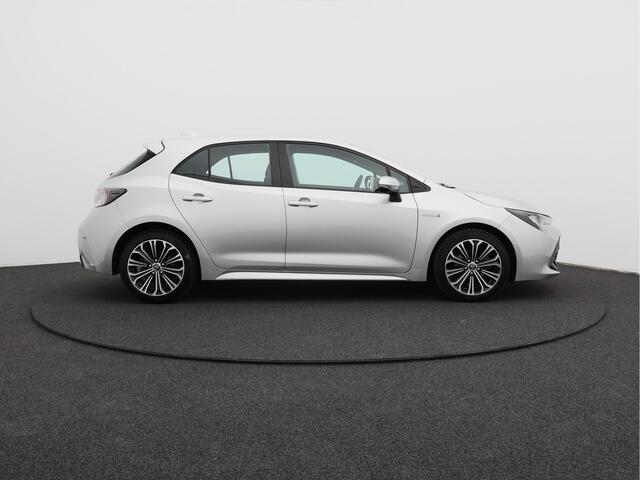 Toyota COROLLA 1.8 Hybrid First Edition/ lage km/ zeer mooi!