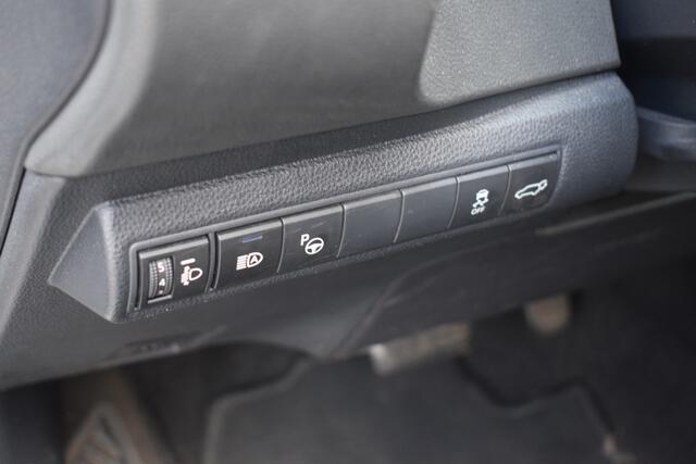 Toyota COROLLA Touring Sports 2.0 Hybrid Business Sport Intro